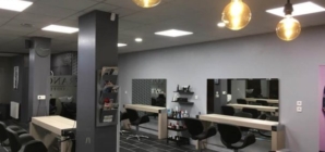 Vous êtes sur un projet de mobilier salon de coiffure ? Ici nos astuces
