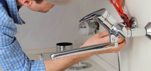 Arrêter une fuite d’eau : quelles solutions ?