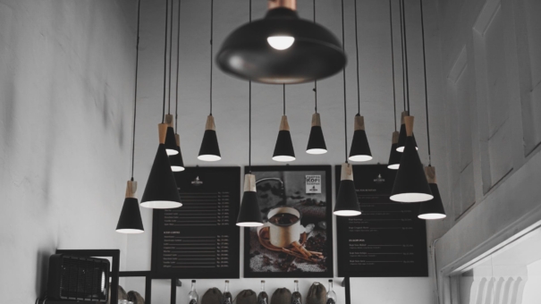 Comment démonter une suspension luminaire ?