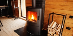 Que peut-on brûler dans un poêle à bois ?
