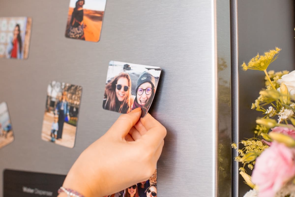 Magnets photo sur frigo