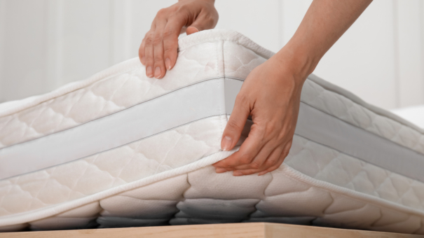 Comment choisir le bon matelas quand on a des maux de dos ?